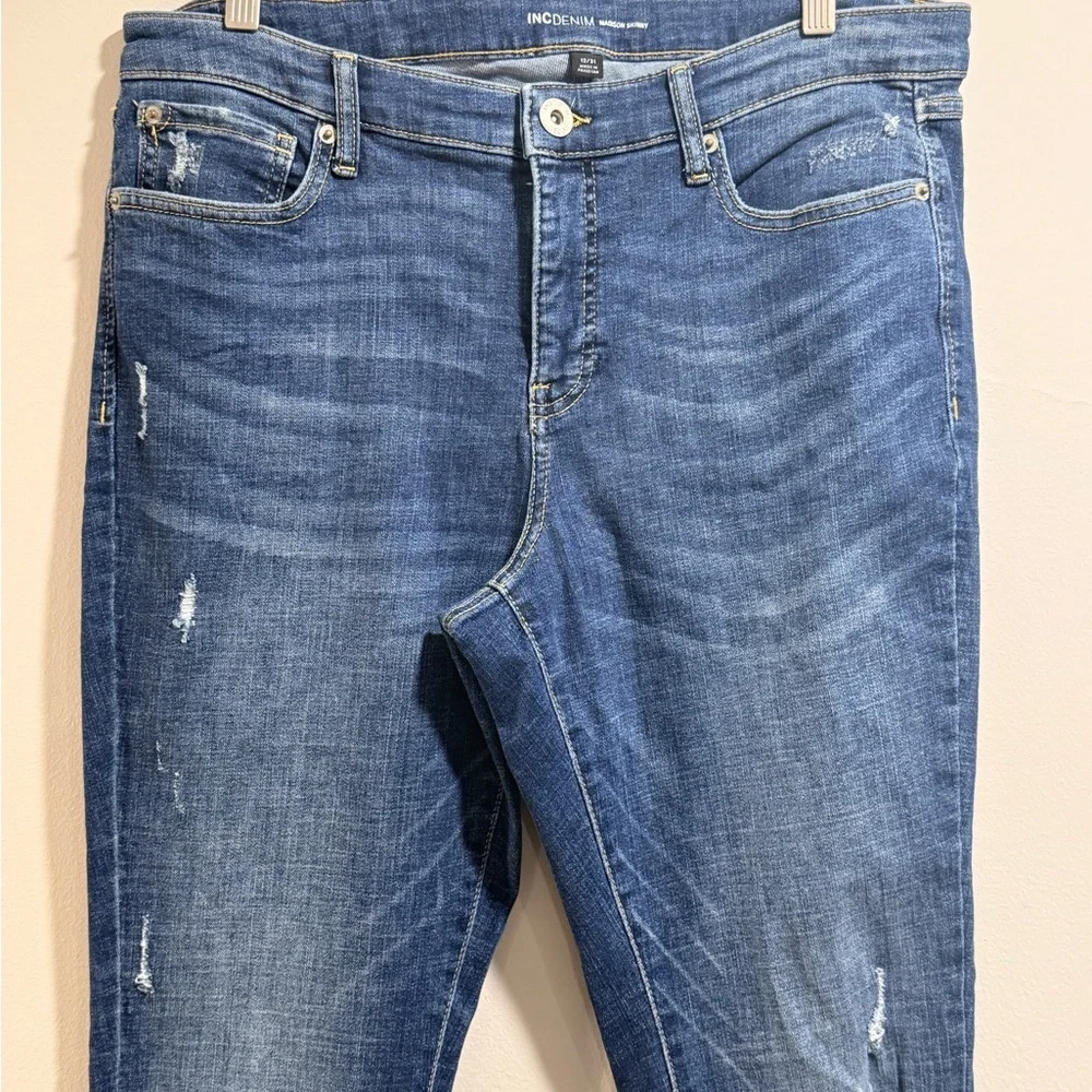INC International Concepts Women's Madison Skinny Distressed Ankle Jeans Size 12 - Picture 2 of 9